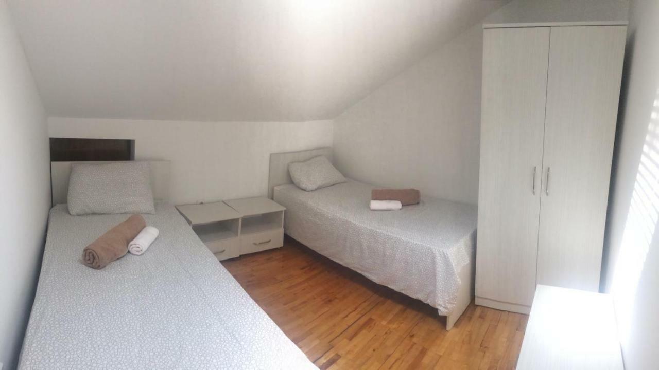 Apartment Karadak Kriva Palanka Екстер'єр фото